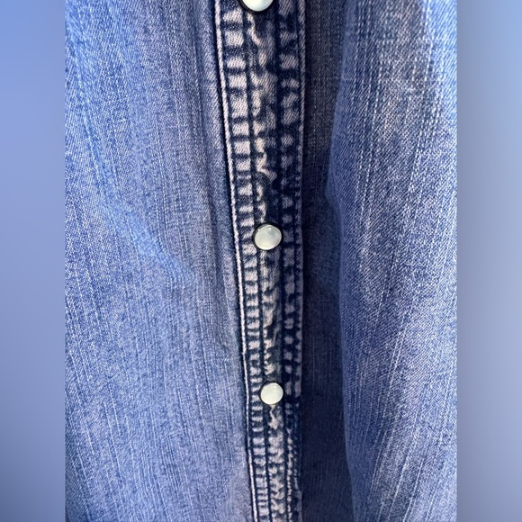 Free People We The Free The Short Of It Denim Top / Orchid Overdye, Size Small - Picture 6 of 11